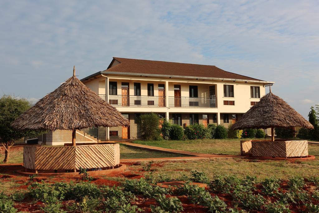 Voi Lutheran Guesthouse Eksteriør bilde